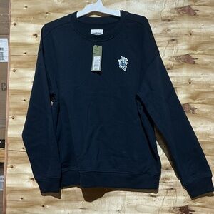 Navy Crewneck with Flower Embroidery